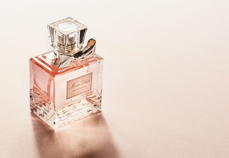 beneficios-de-la-encapsulacion-de-fragancias-en-la-perfumeria-1